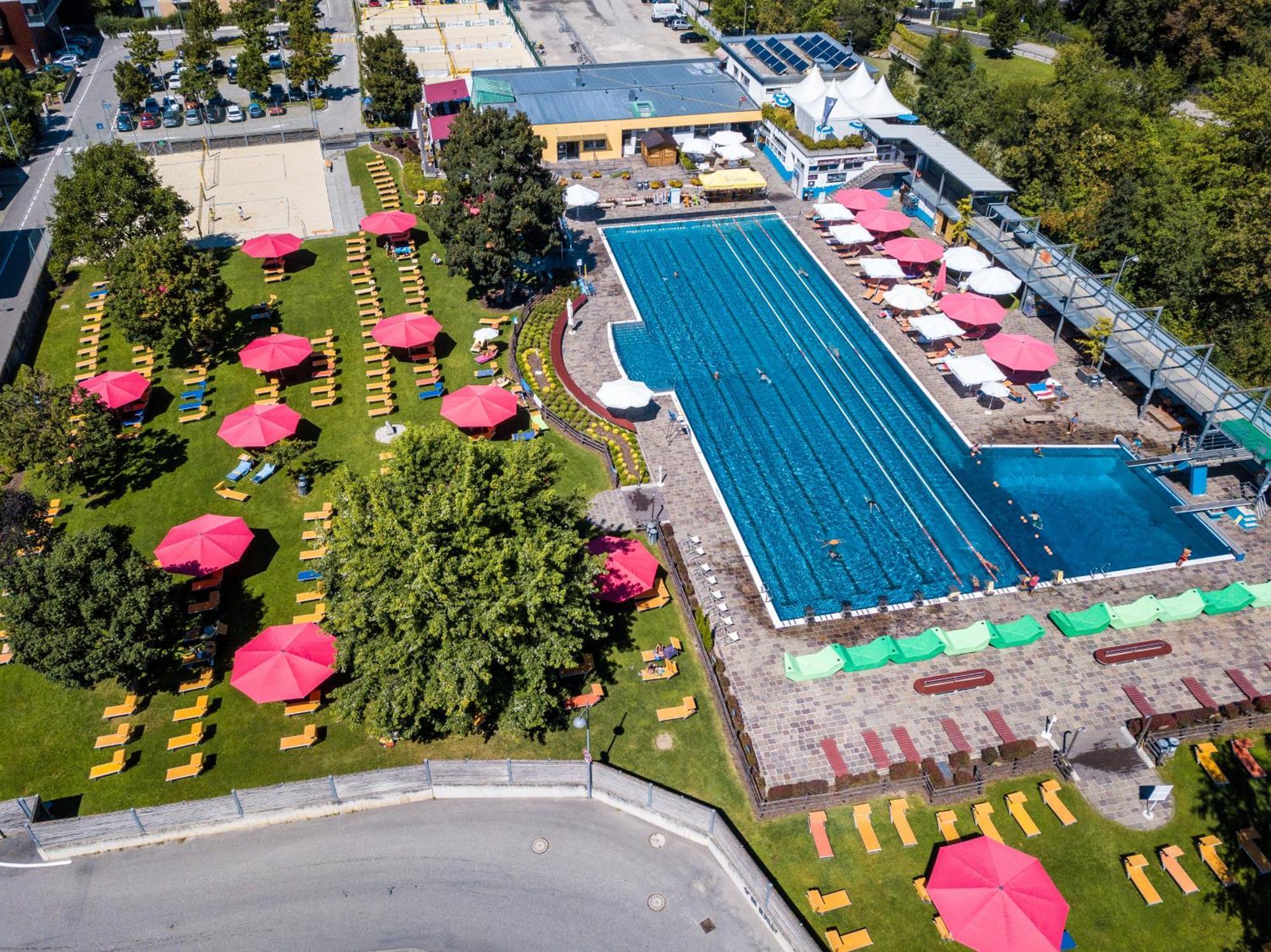 Alping Apartments Брунико Екстериор снимка