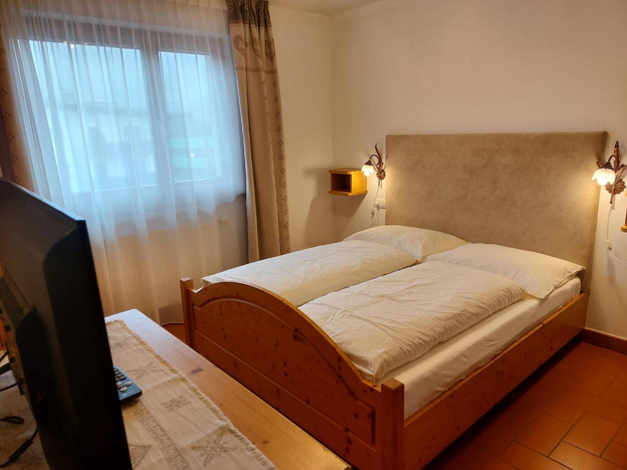 Alping Apartments Брунико Екстериор снимка